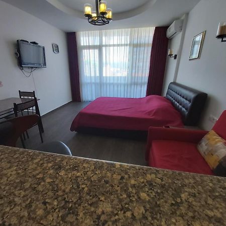 Apartament Premium Klass Apartment Батуми Екстериор снимка