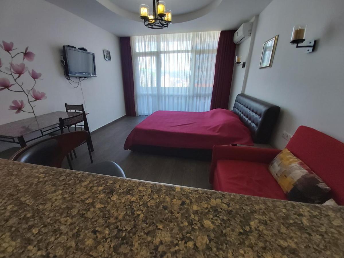 Apartament Premium Klass Apartment Батуми Екстериор снимка